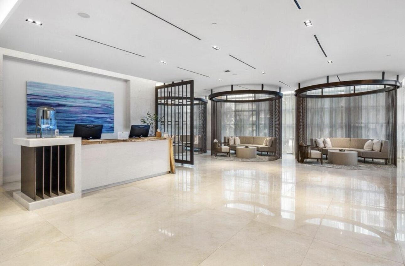 3100 N Ocean Drive P-701