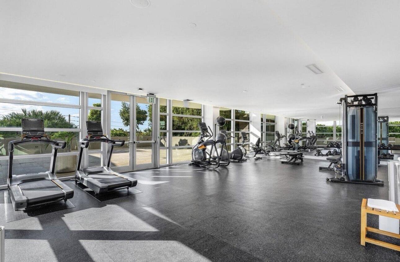 3100 N Ocean Drive P-701