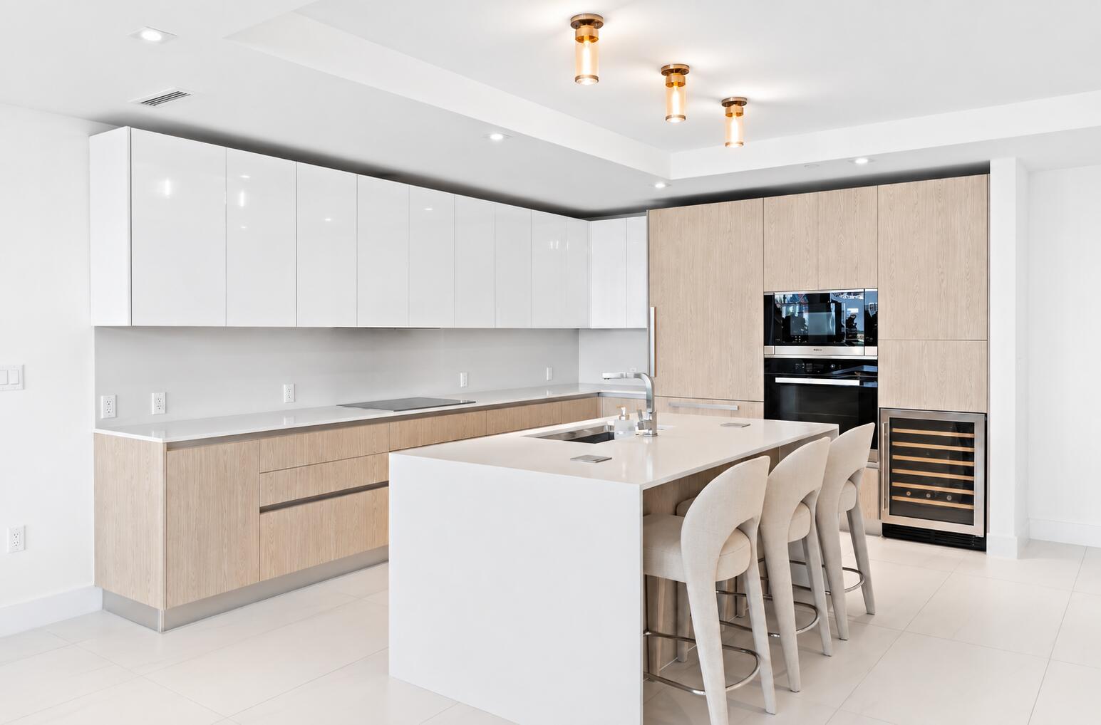 3100 N Ocean Drive P-701