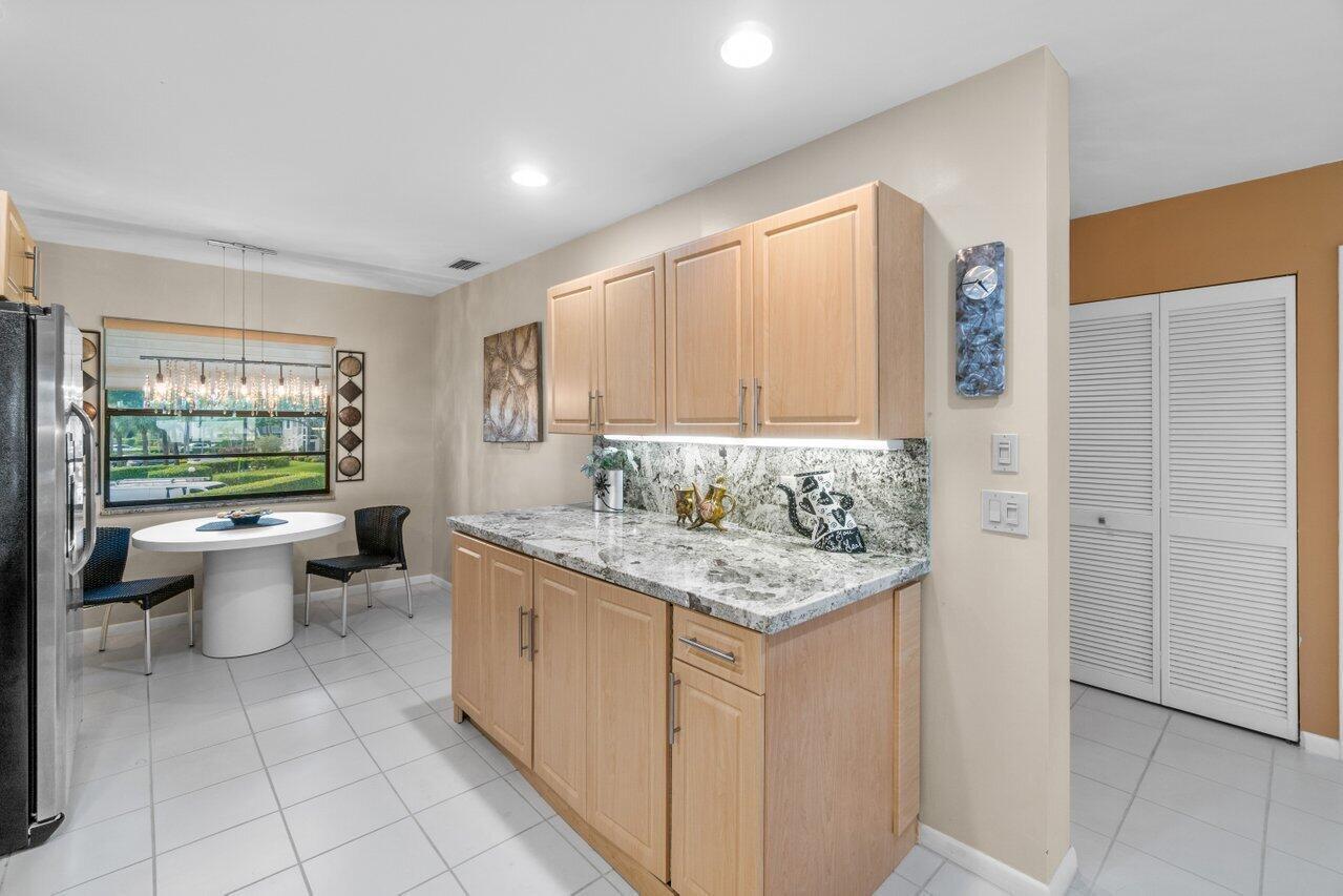 68 EASTGATE Drive D