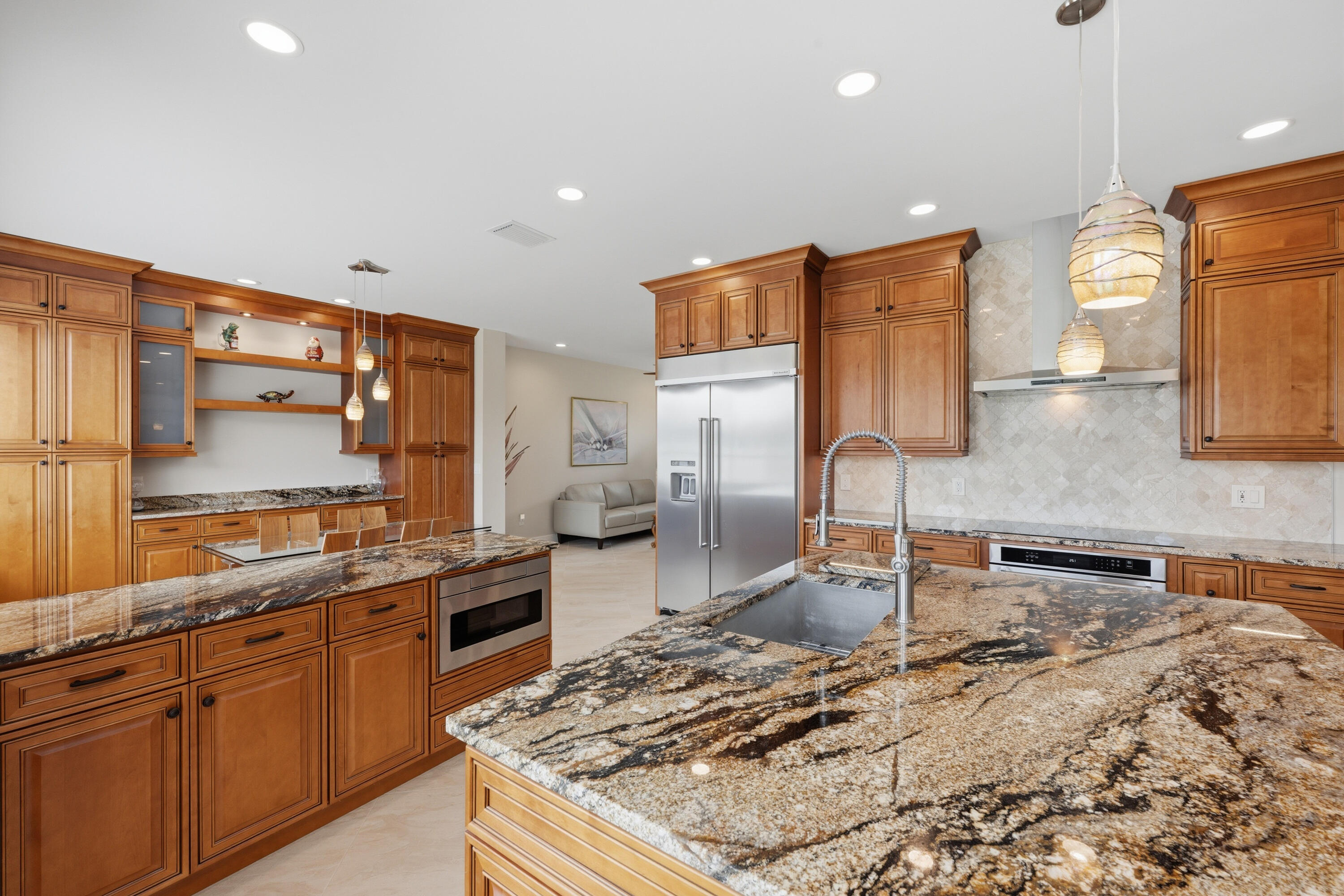 10592 PLAINVIEW Circle