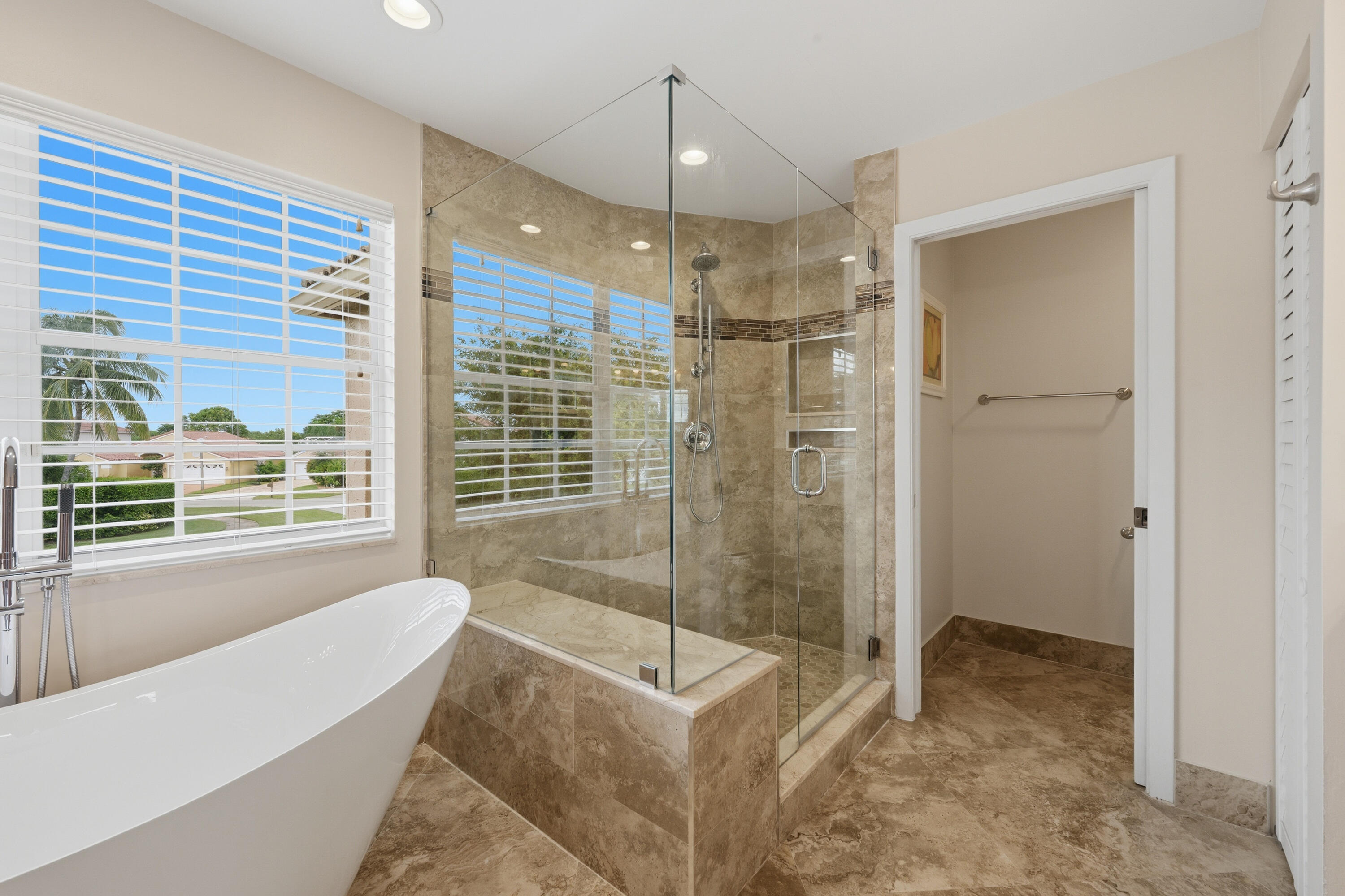 10592 PLAINVIEW Circle