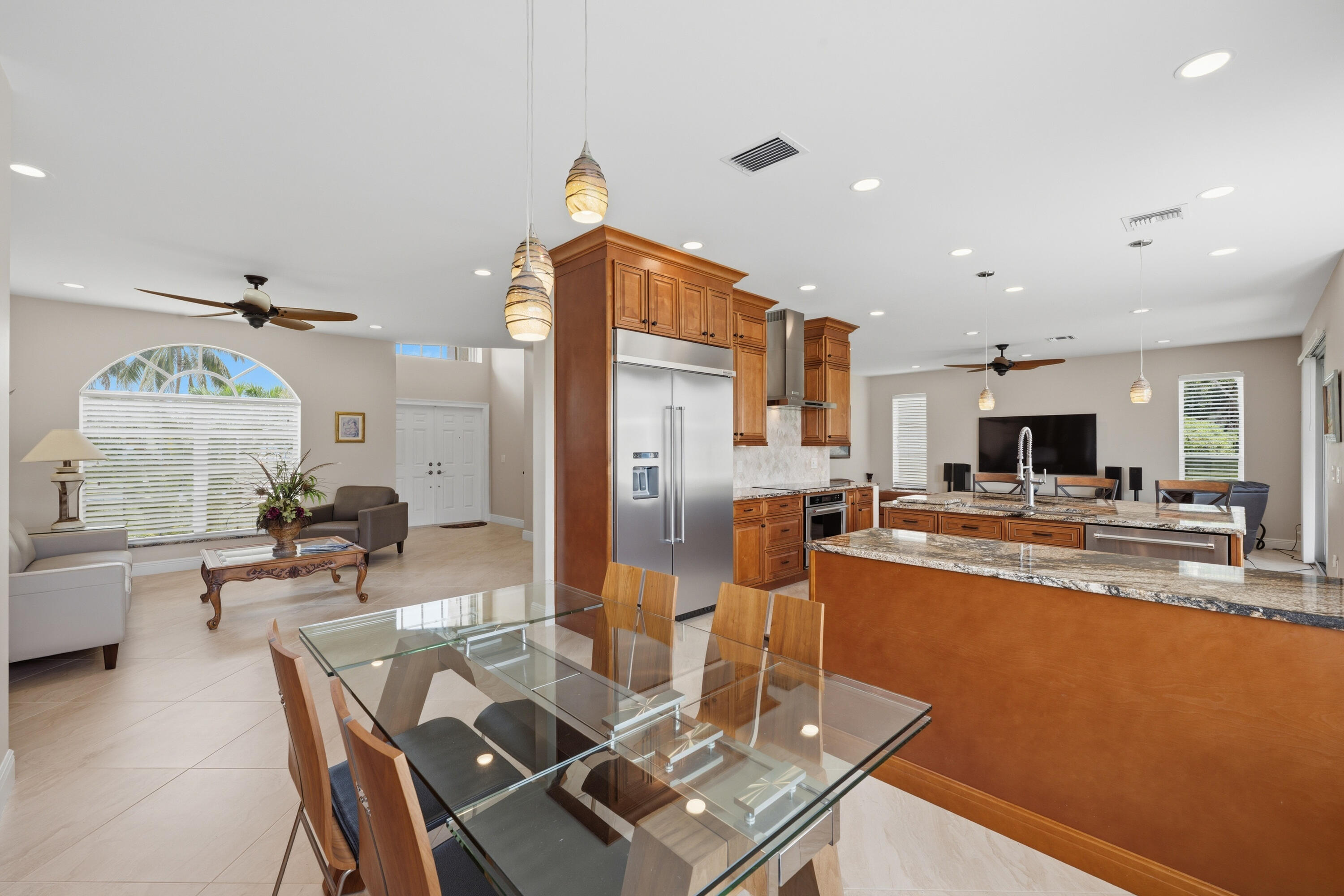 10592 PLAINVIEW Circle