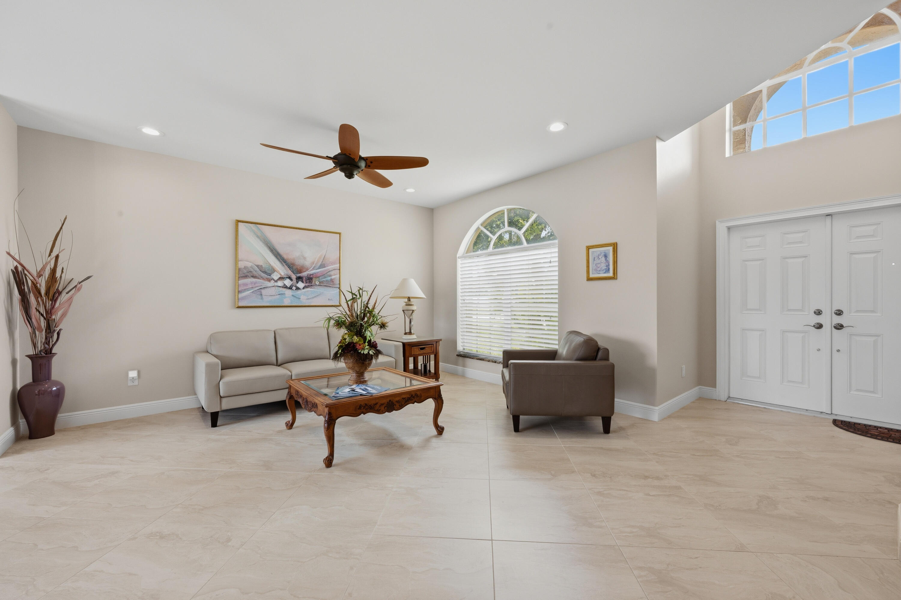 10592 PLAINVIEW Circle
