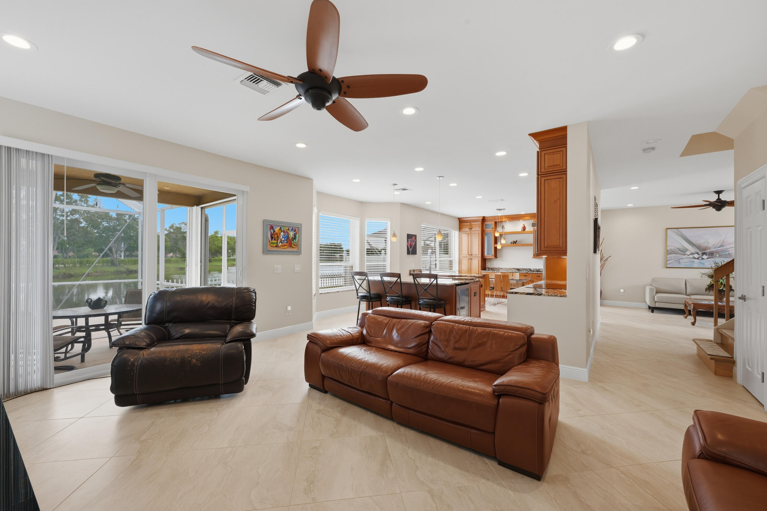 10592 PLAINVIEW Circle