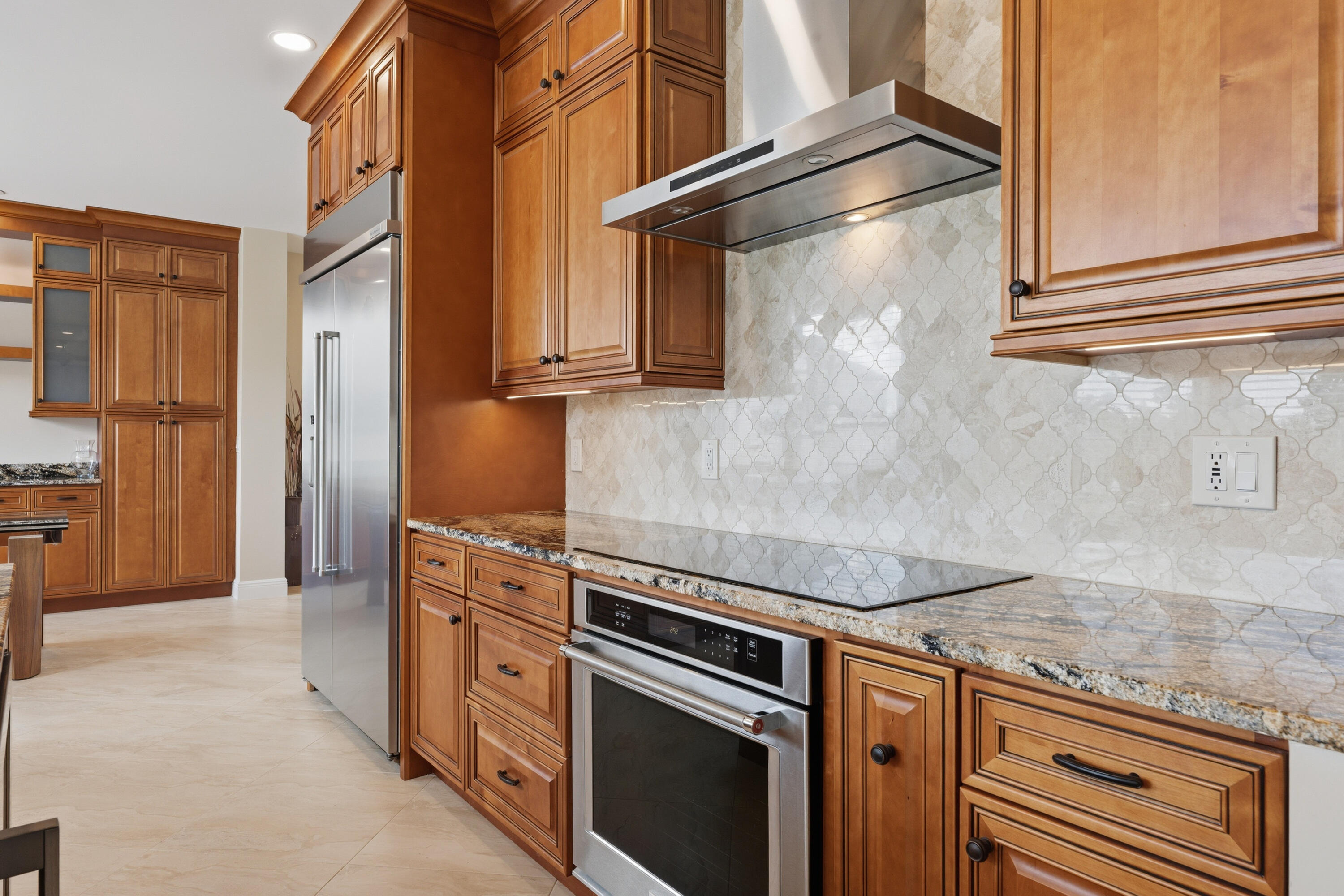 10592 PLAINVIEW Circle