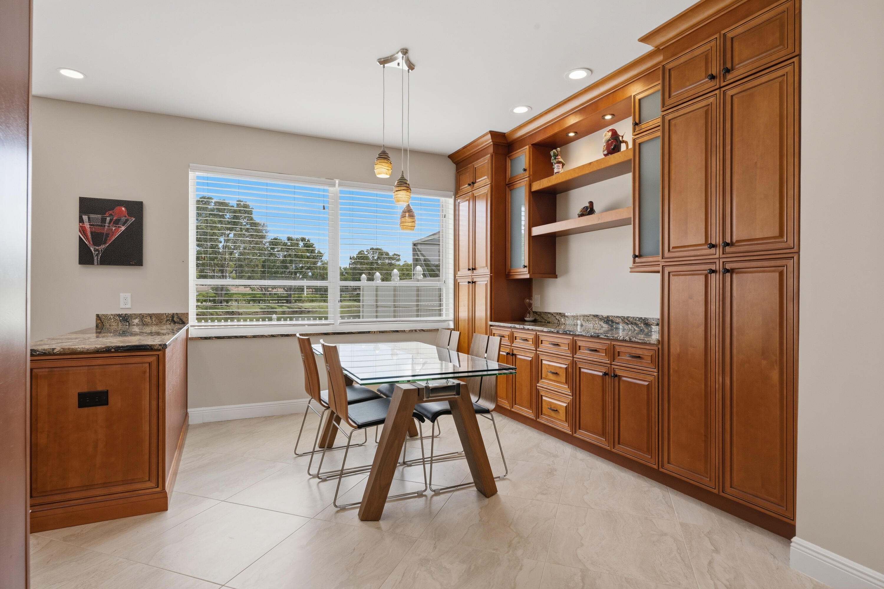 10592 PLAINVIEW Circle