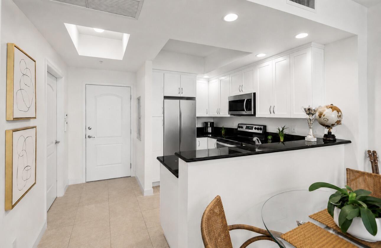 801 S OLIVE Avenue 1123