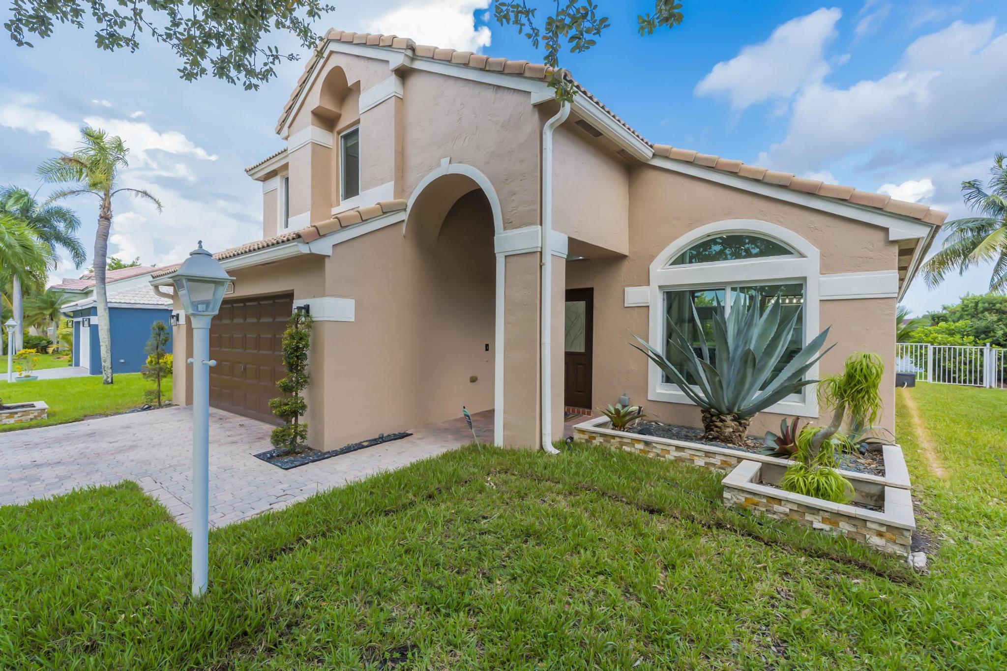 1551 NW 132ND Avenue