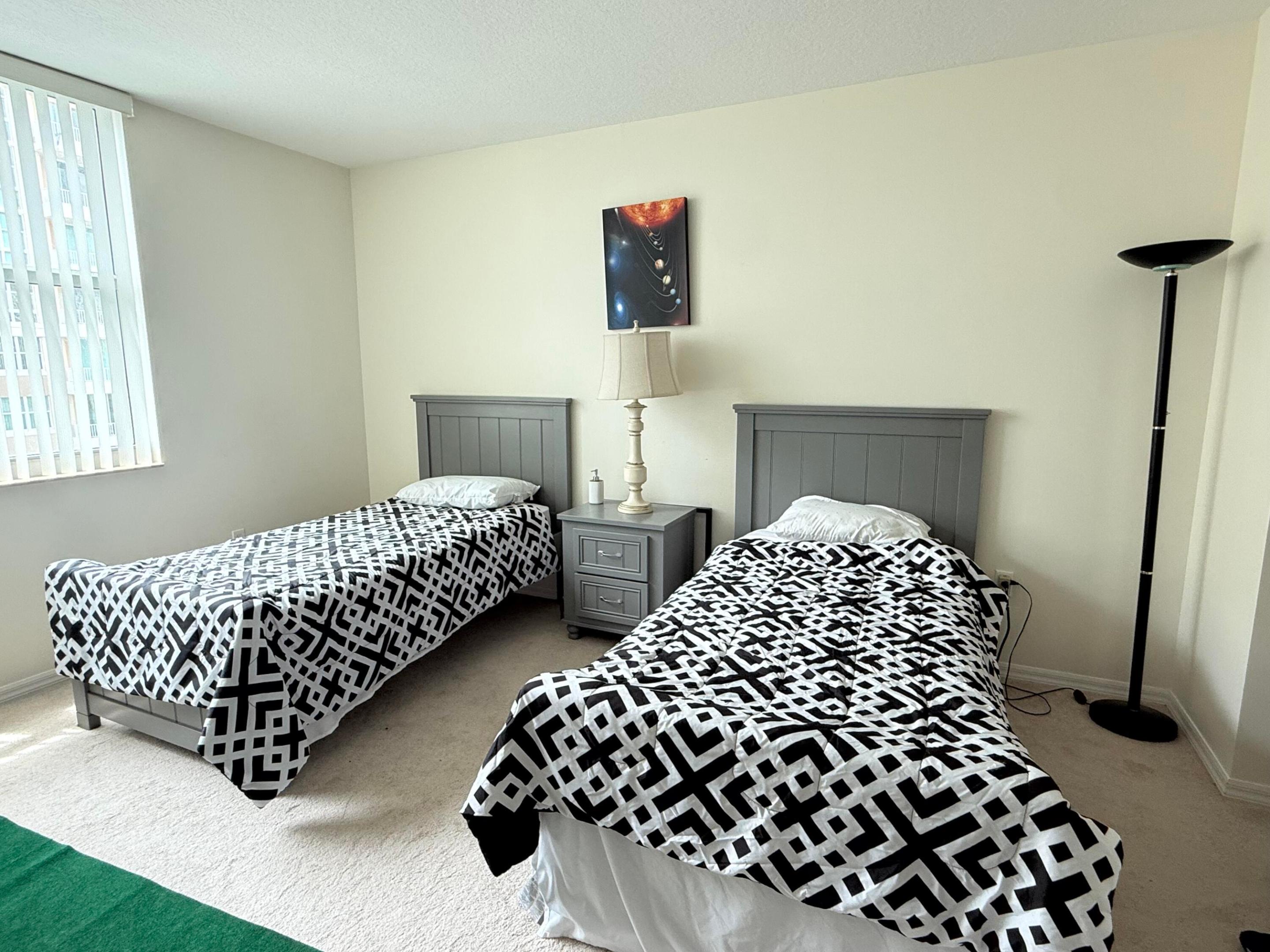 700 E BOYNTON BEACH Boulevard Unit: 1103