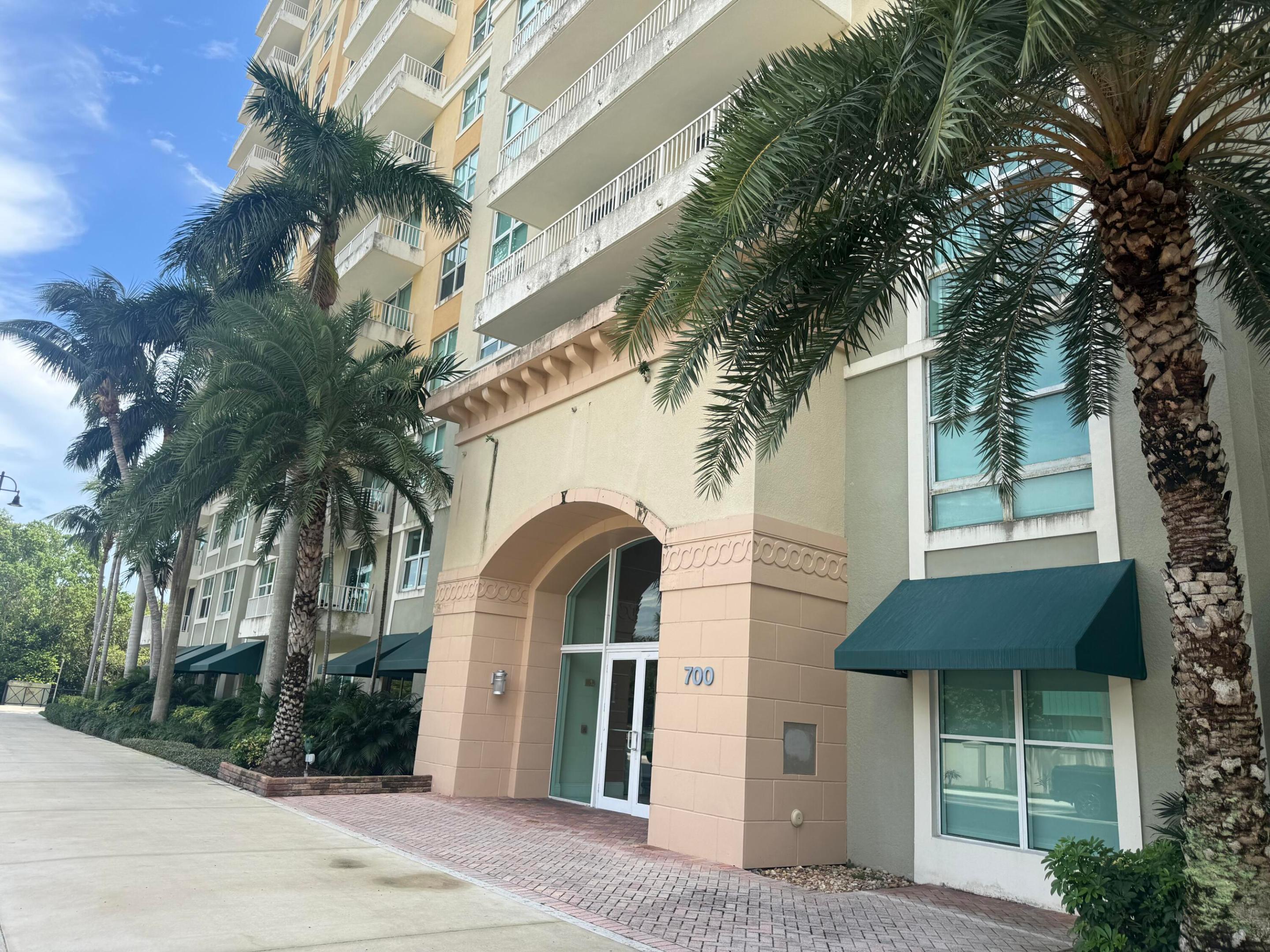 700 E BOYNTON BEACH Boulevard Unit: 1103