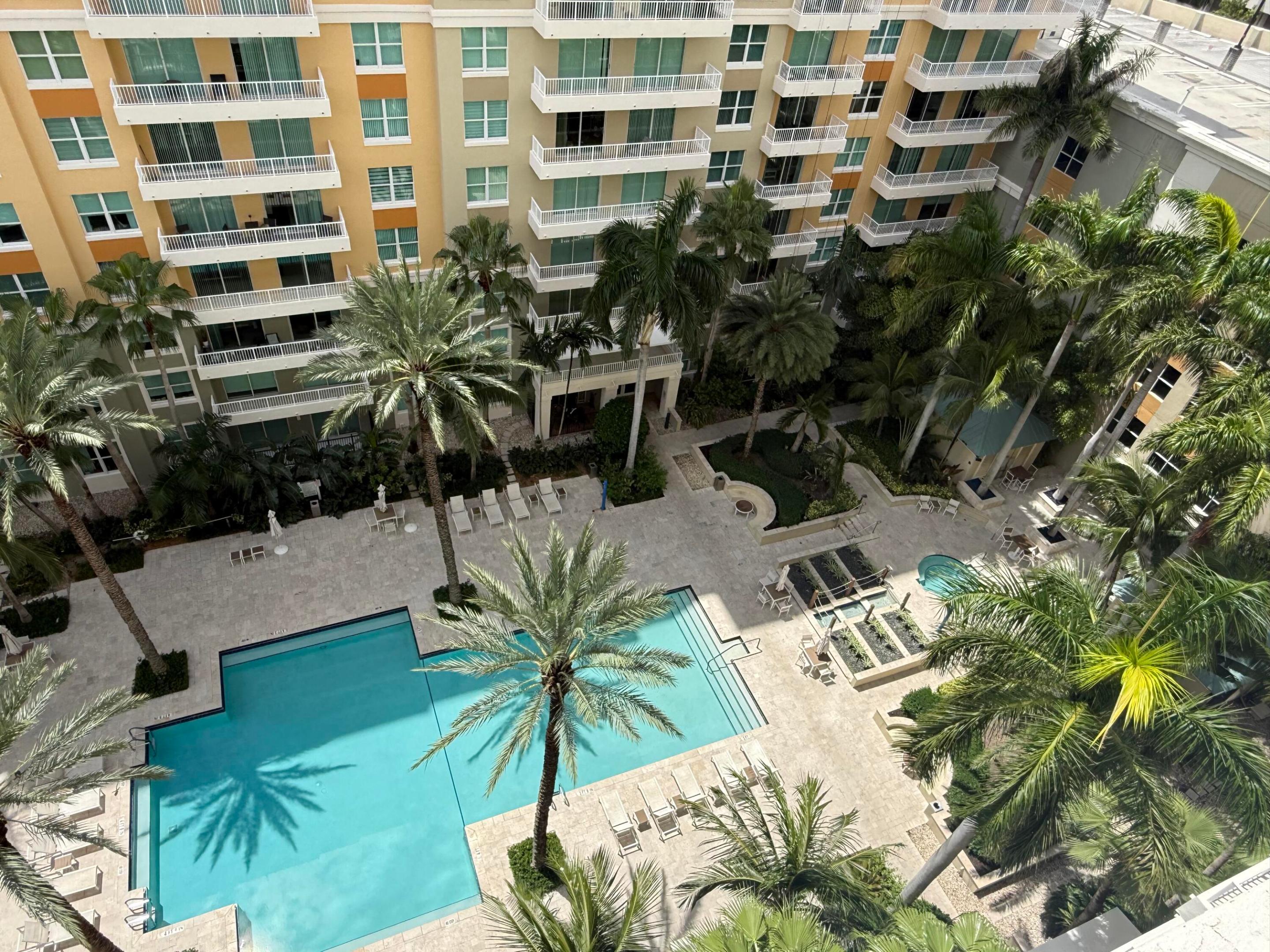 700 E BOYNTON BEACH Boulevard Unit: 1103