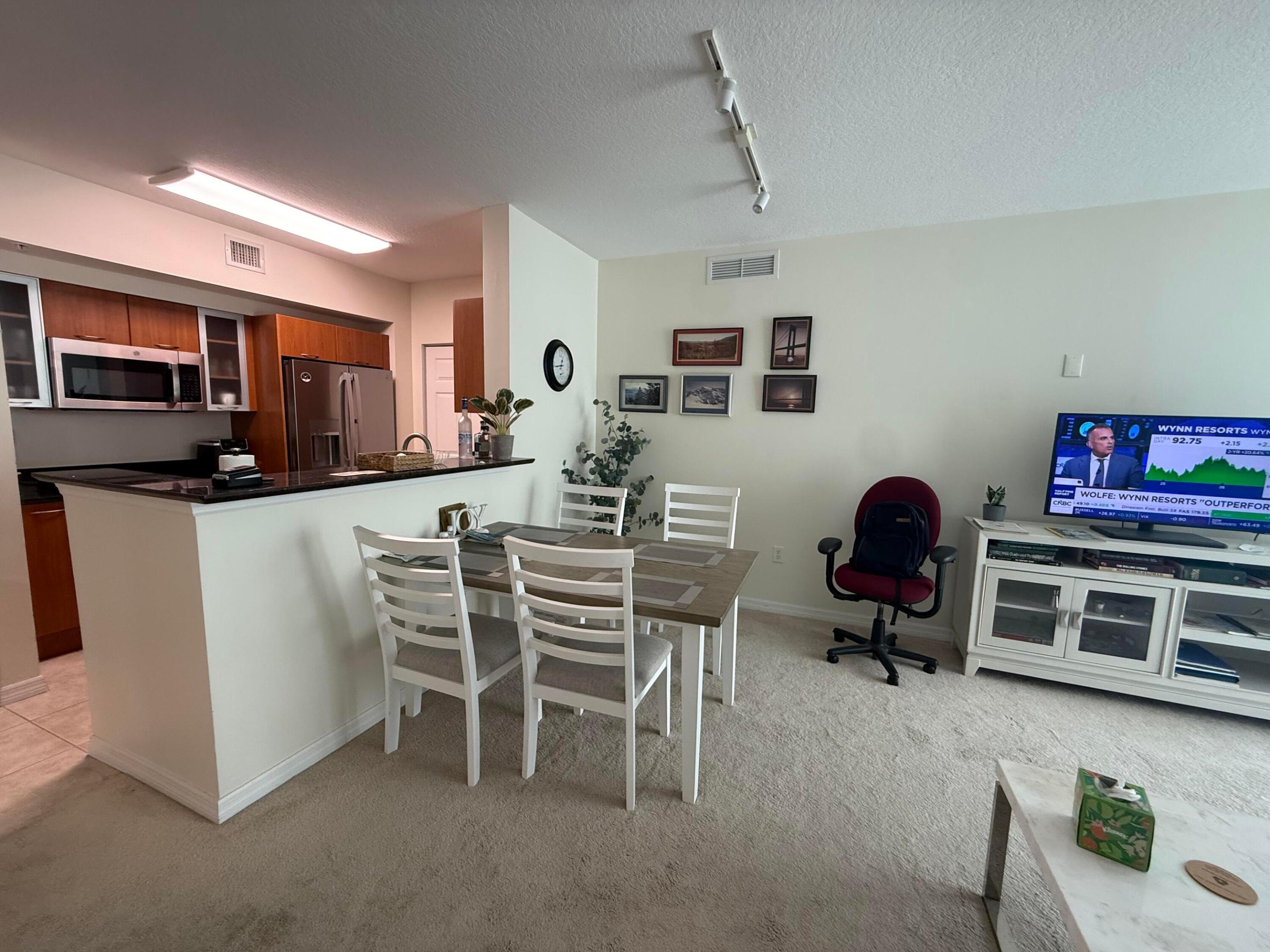 700 E BOYNTON BEACH Boulevard Unit: 1103