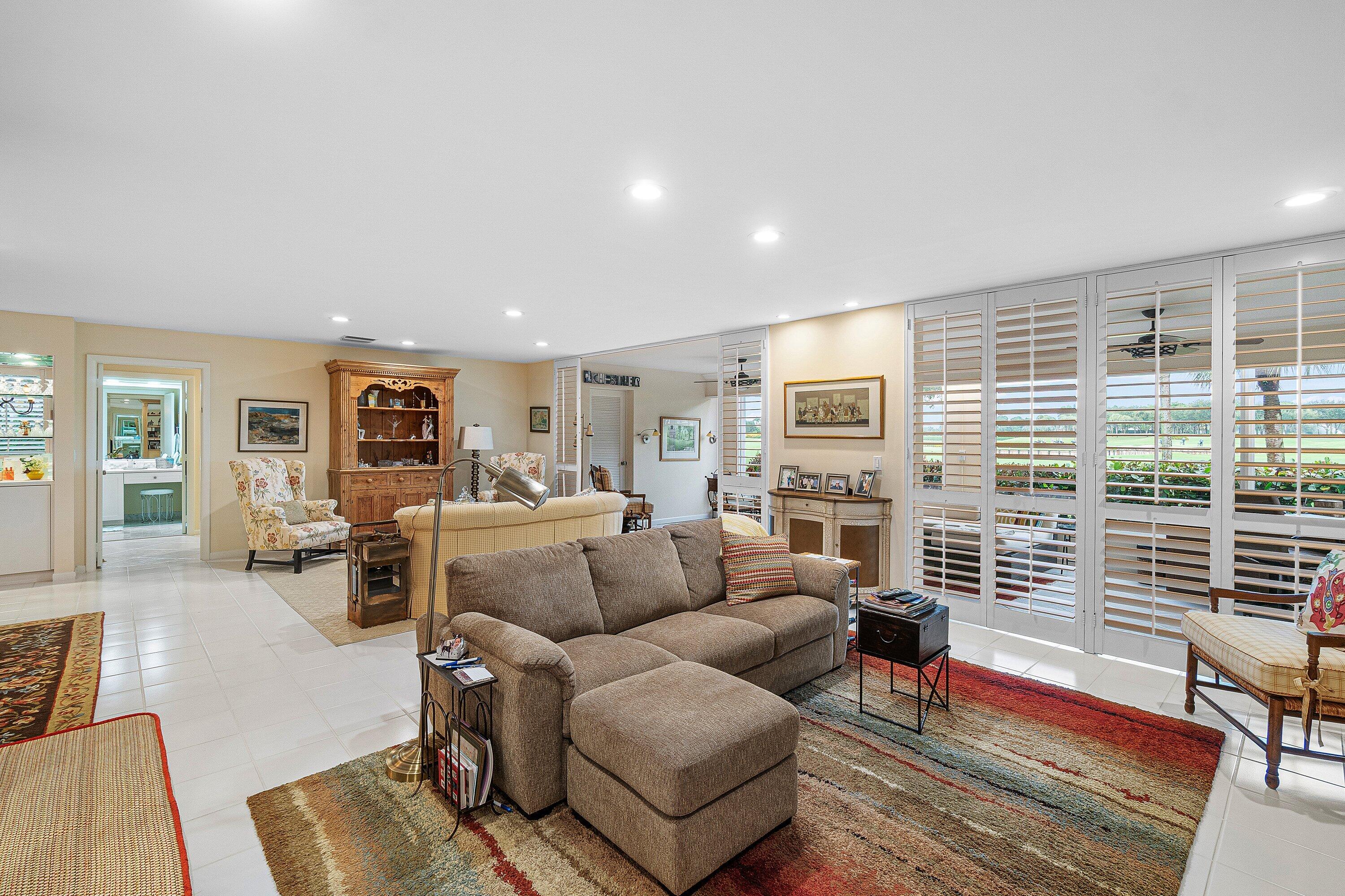 7 Eastgate Drive C