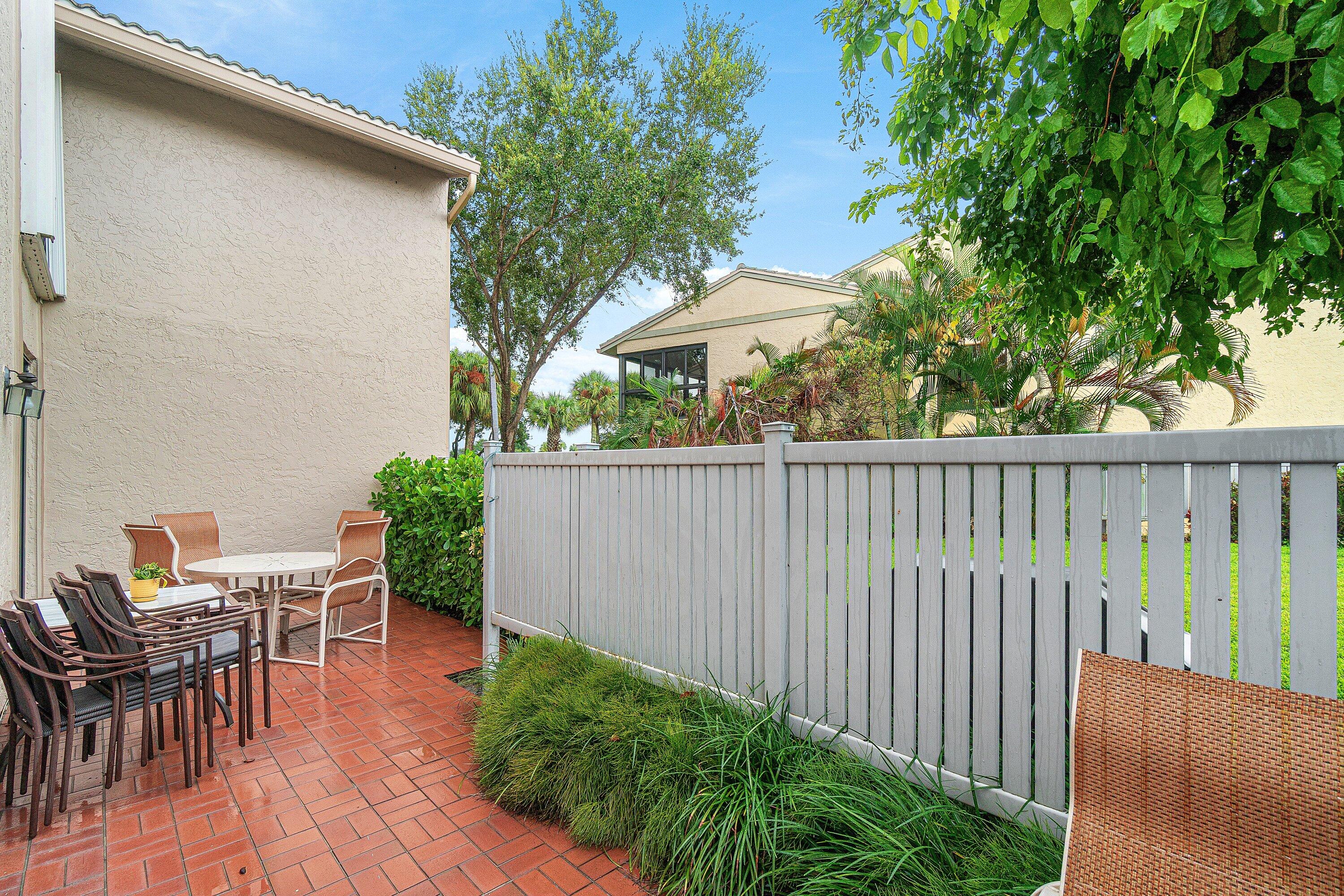 7 Eastgate Drive C