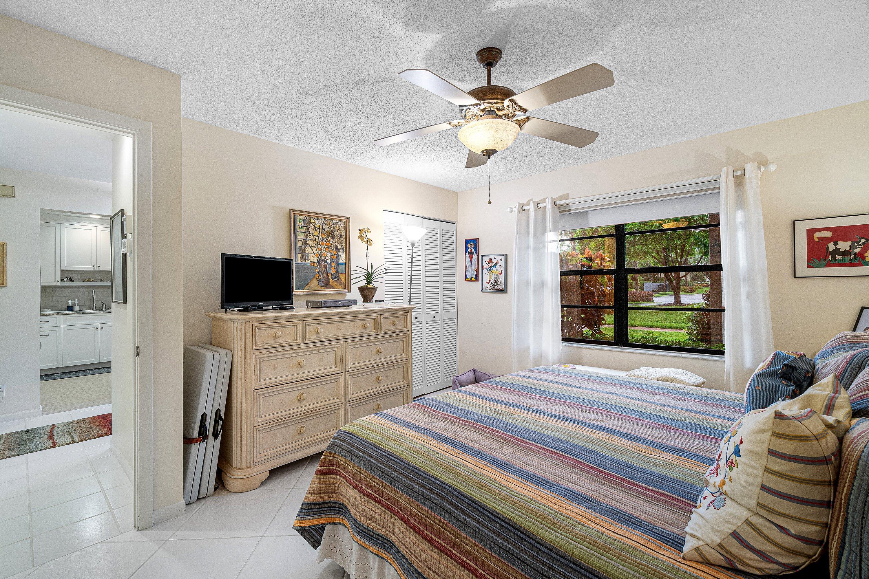 7 Eastgate Drive C