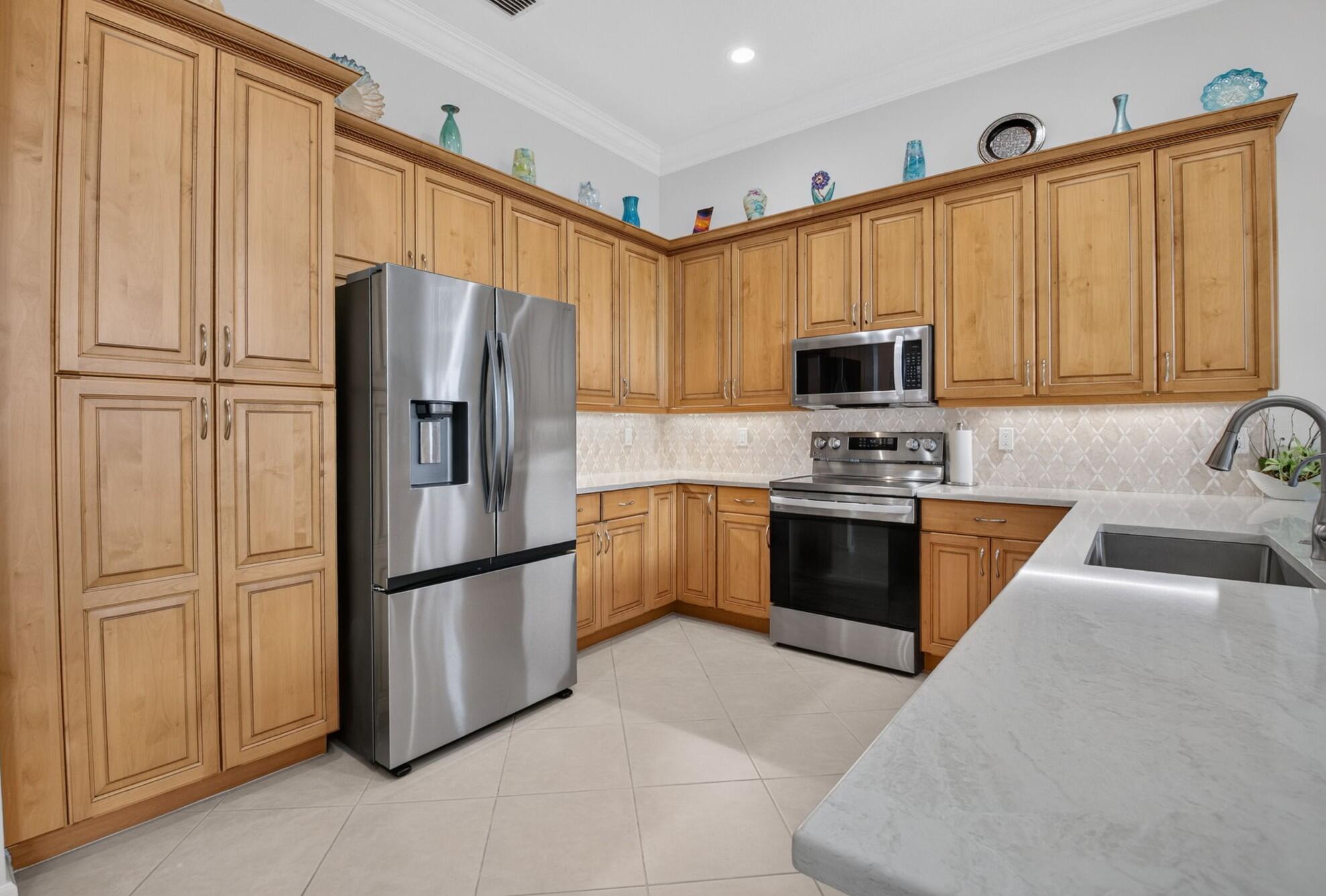 7403 Twin Falls Drive