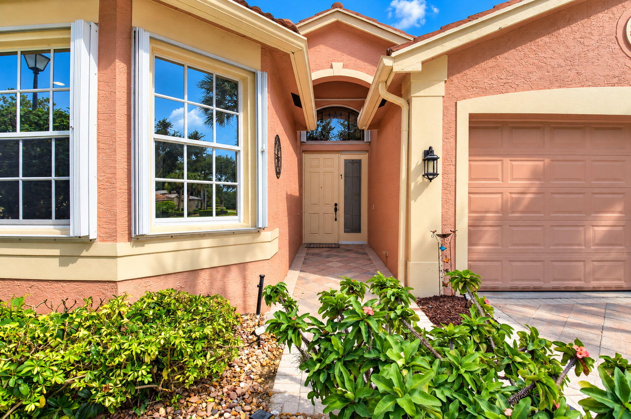 7403 Twin Falls Drive