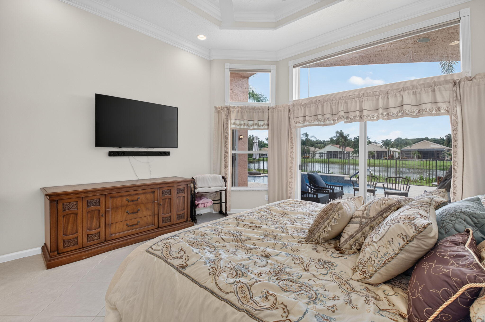 7403 Twin Falls Drive