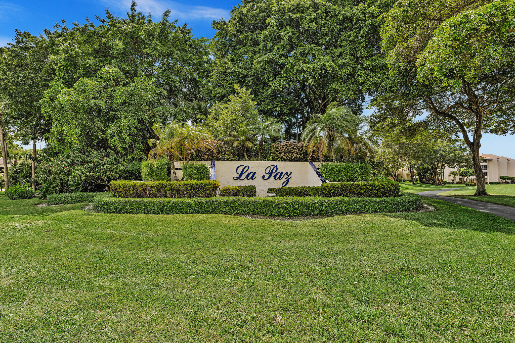 7508 LA PAZ Boulevard 204