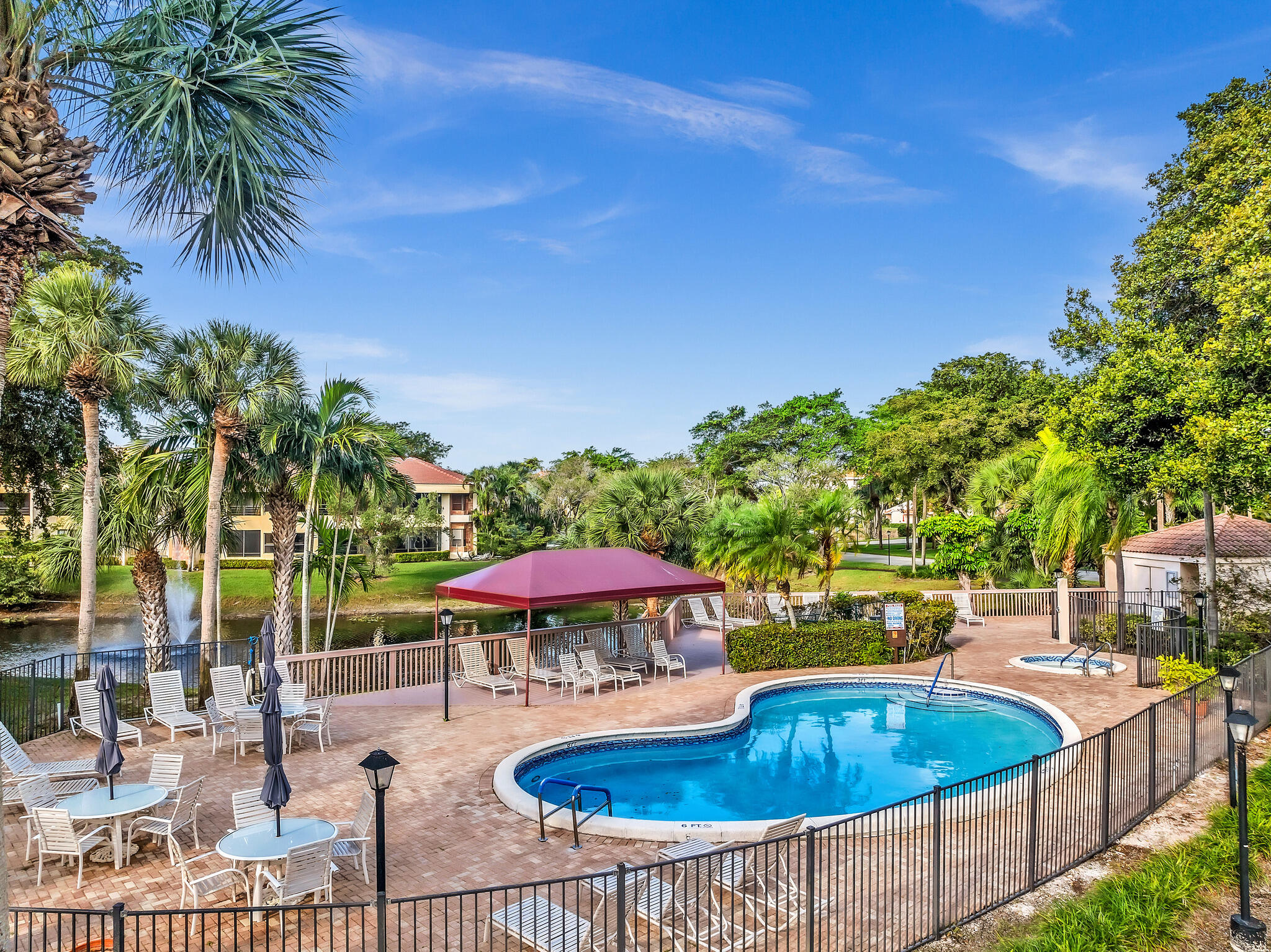 7508 LA PAZ Boulevard 204