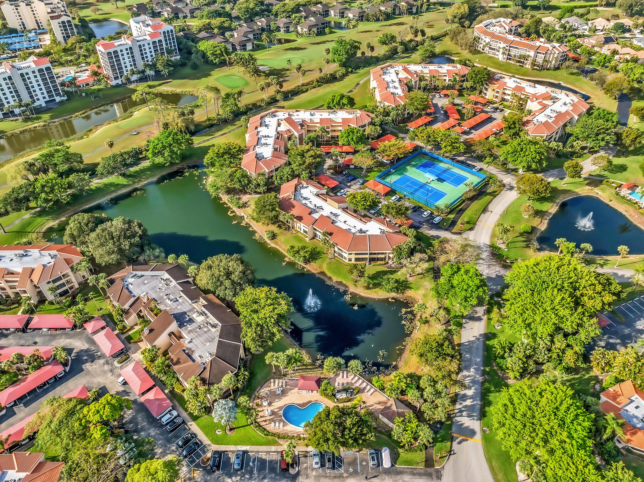 7508 LA PAZ Boulevard 204