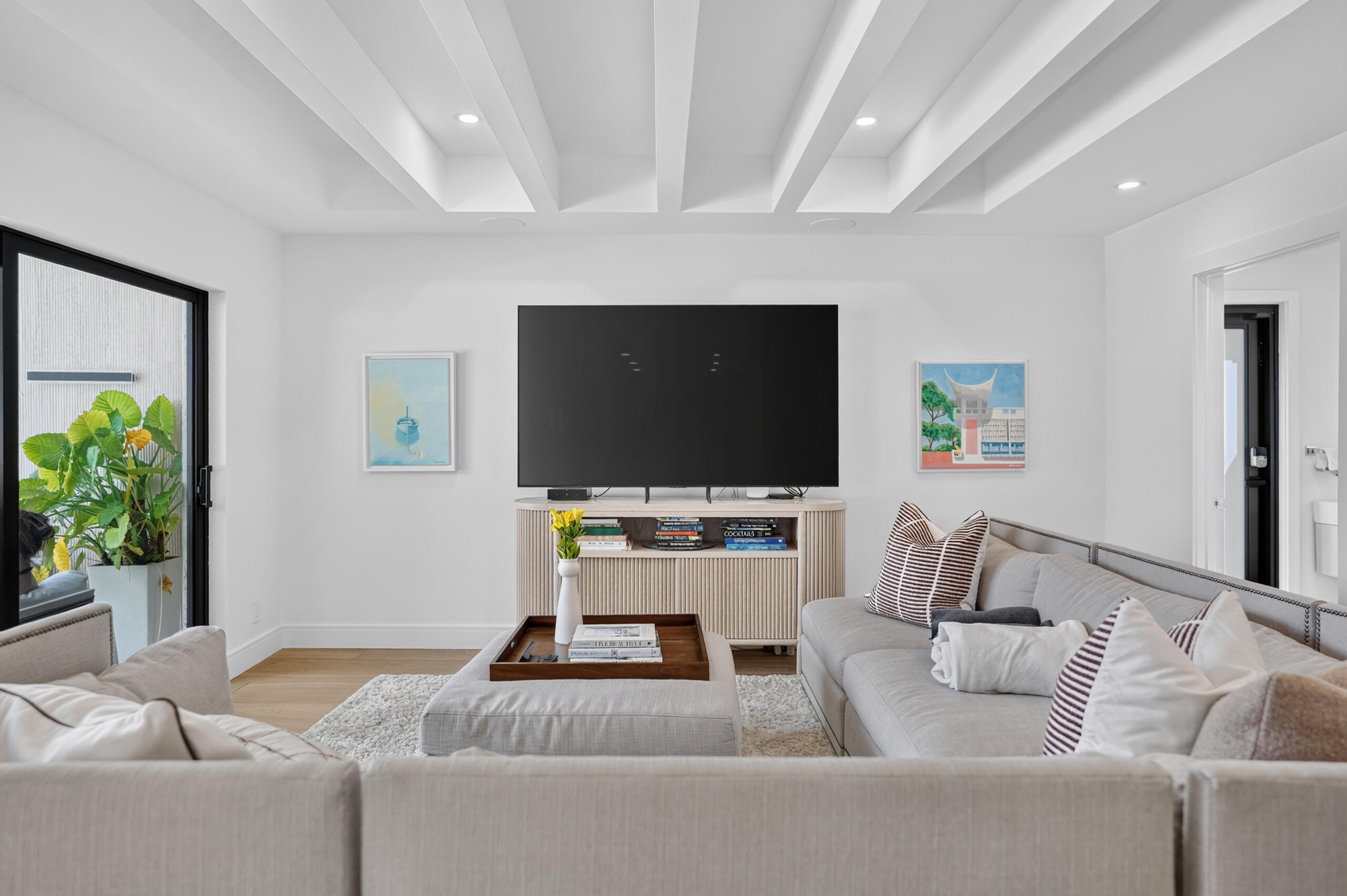 3995 Laurelwood Lane
