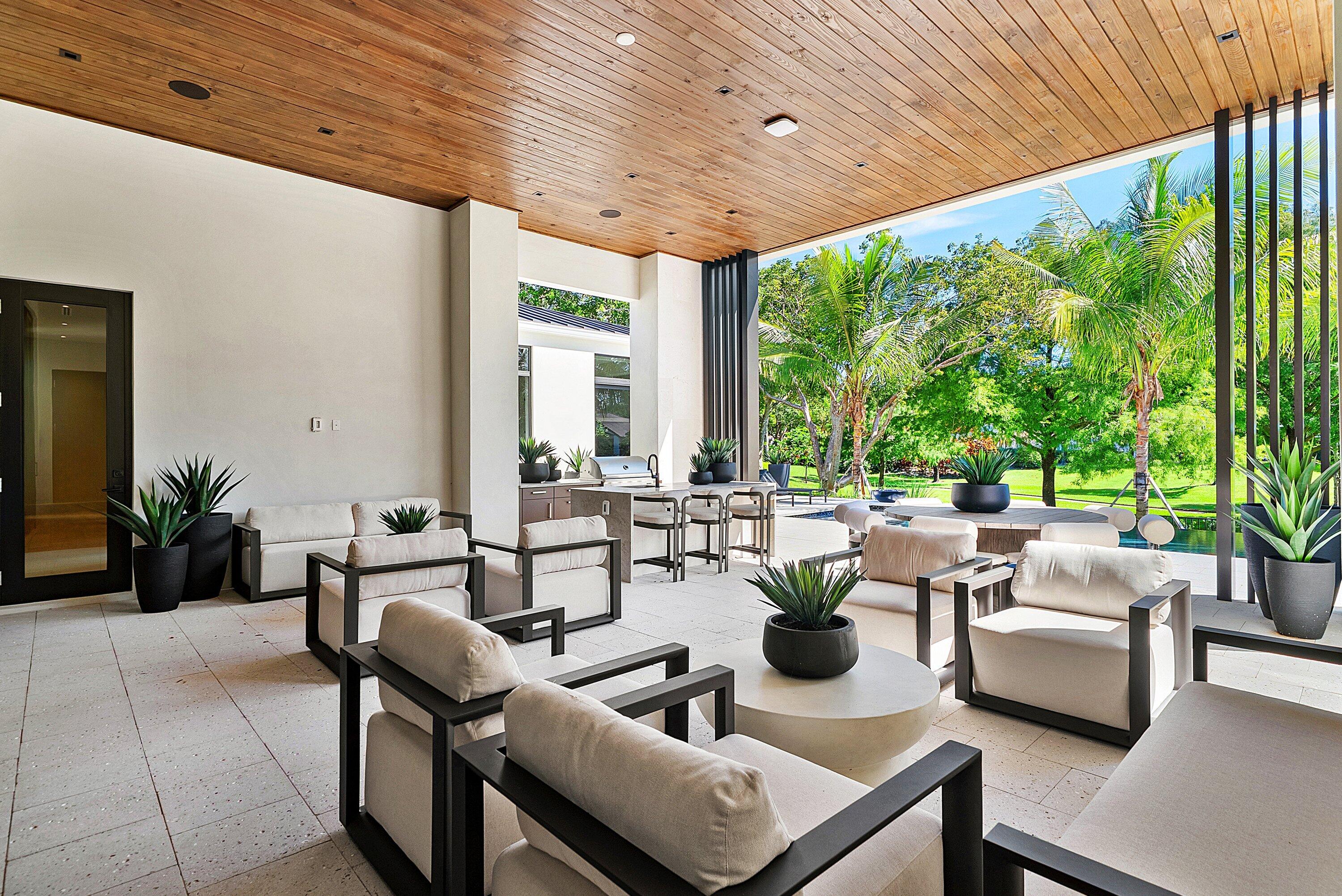 2480 NW 43RD Street
