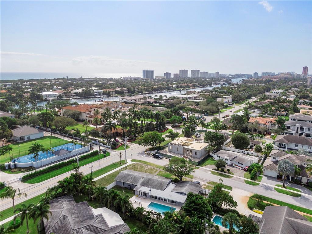 499 NE 8th St