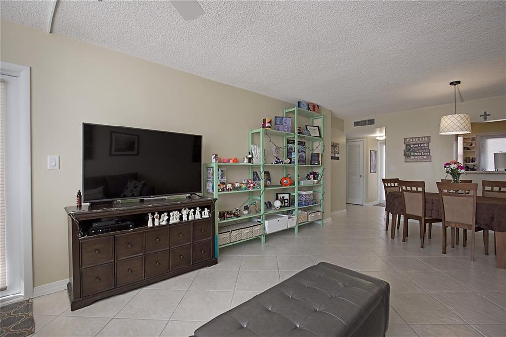 201 N Ocean Blvd Unit: 1002