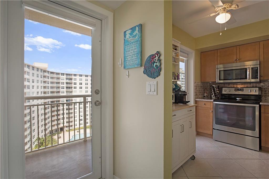 201 N Ocean Blvd Unit: 1002