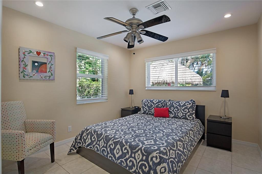 2121 NE 34TH CT