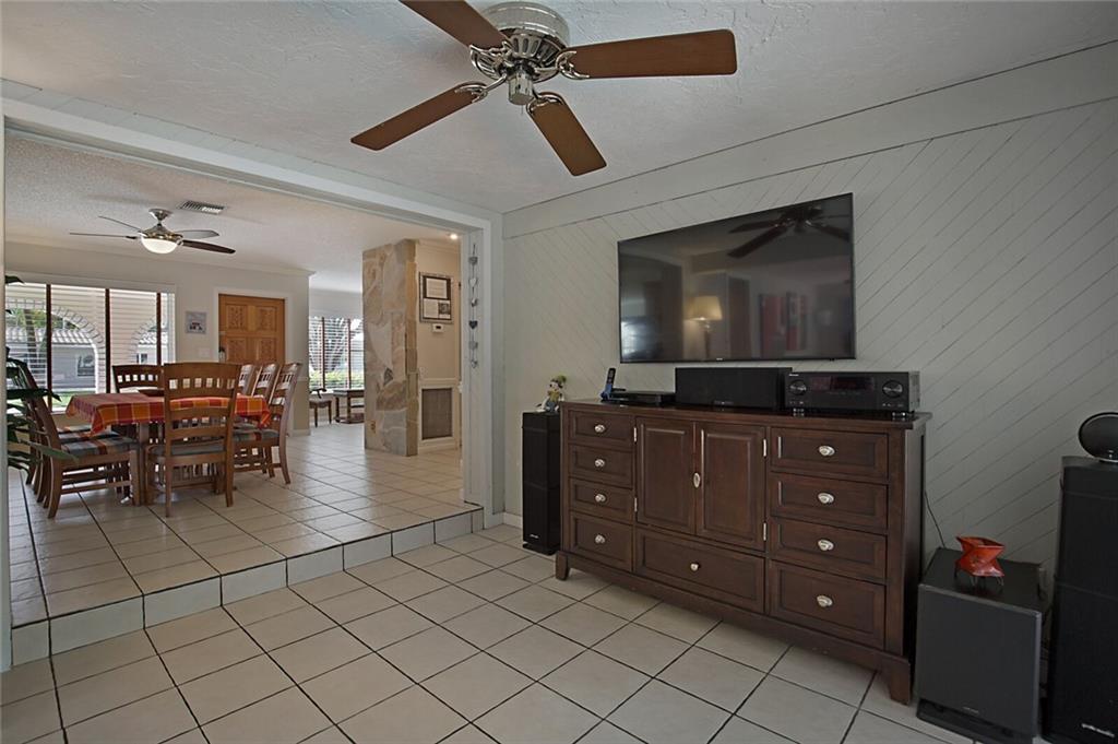 2121 NE 34TH CT