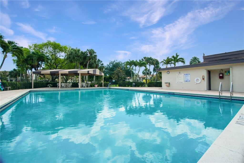 9331 SW 23rd St Unit: 3501
