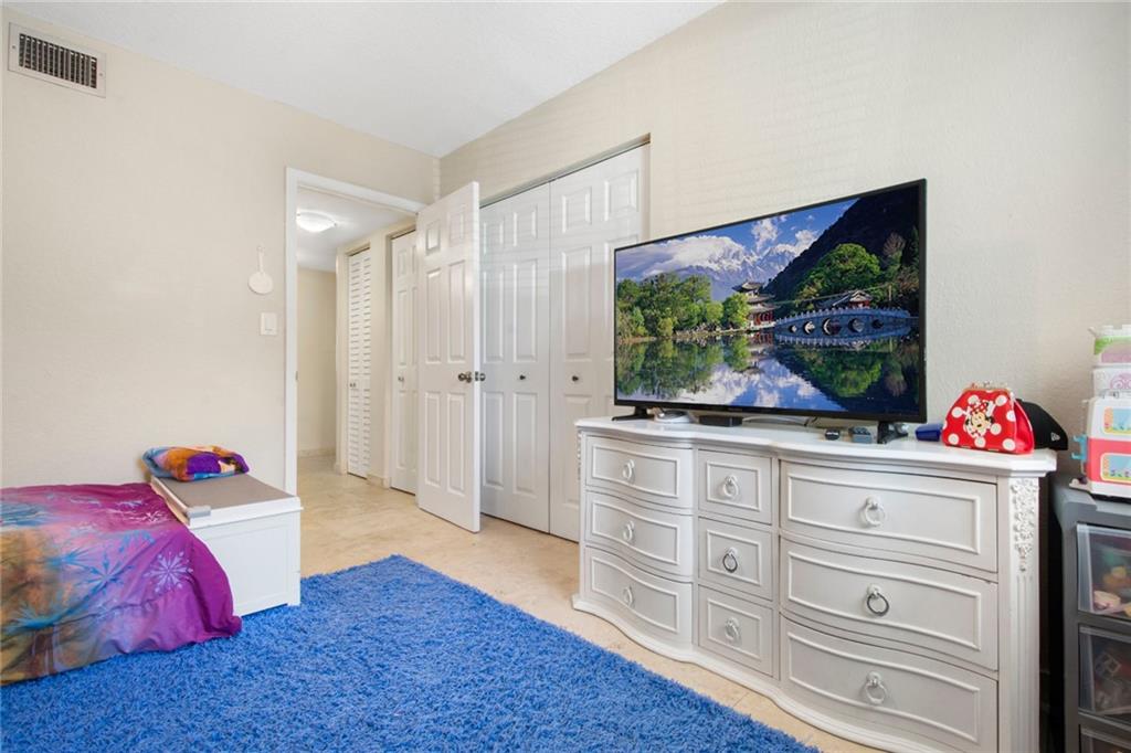 9331 SW 23rd St Unit: 3501