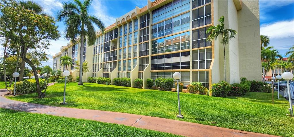 851 Three Islands Blvd Unit: 410