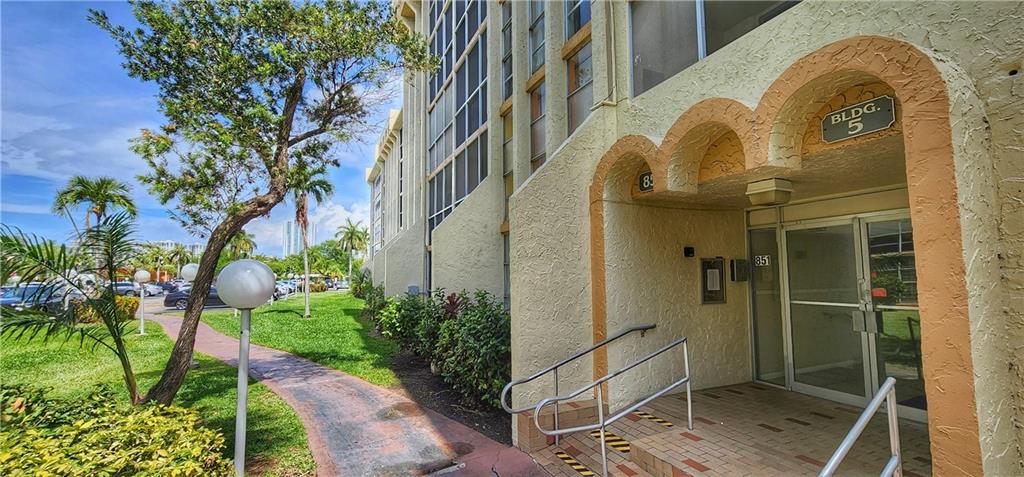 851 Three Islands Blvd Unit: 410