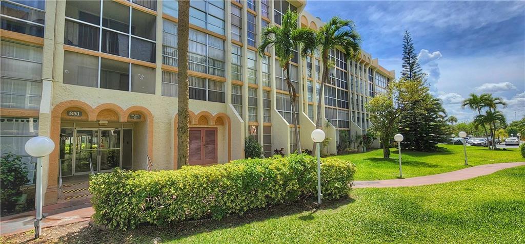851 Three Islands Blvd Unit: 410