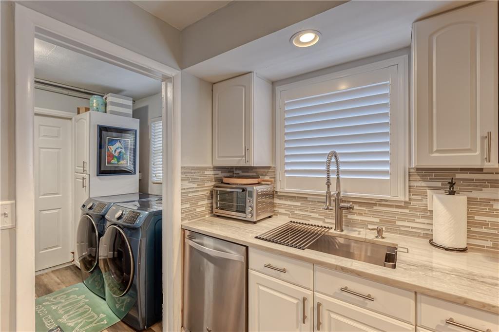 805 SE 14th Dr