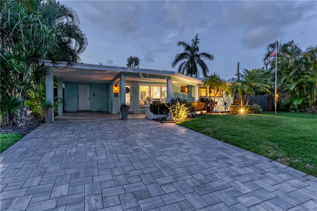805 SE 14th Dr