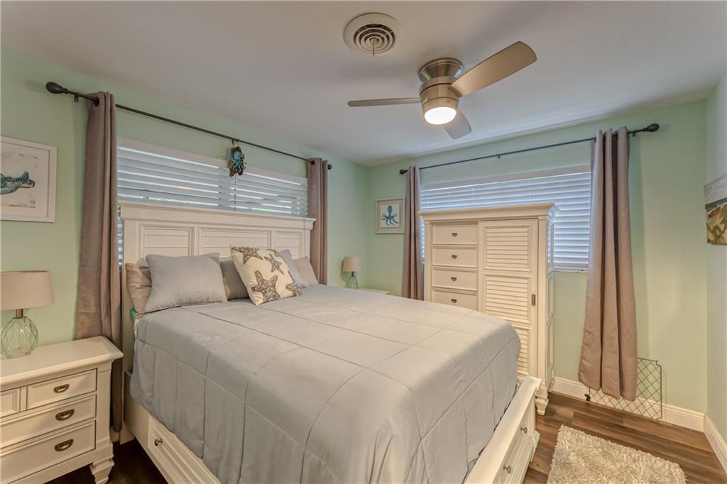 805 SE 14th Dr
