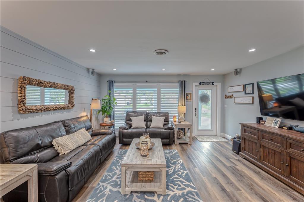 805 SE 14th Dr
