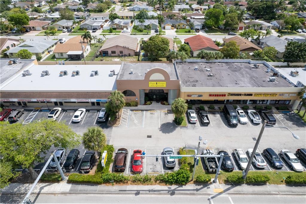 3248 W Hillsboro Blvd