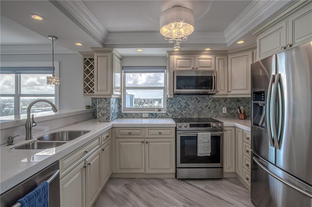 1610 N Ocean Blvd Unit: 1005