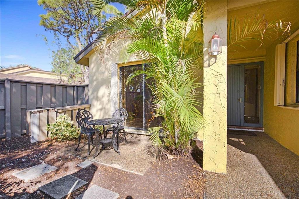 2047 W Deer Creek Woodlands Way Unit: 2047