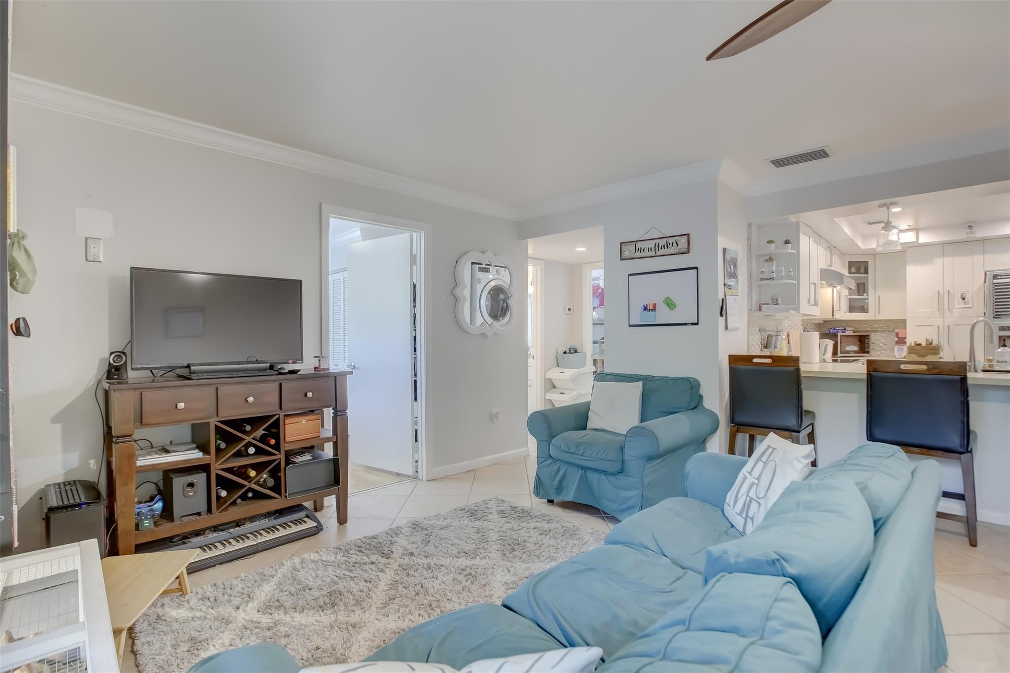 401 SE 10th St Unit: 107