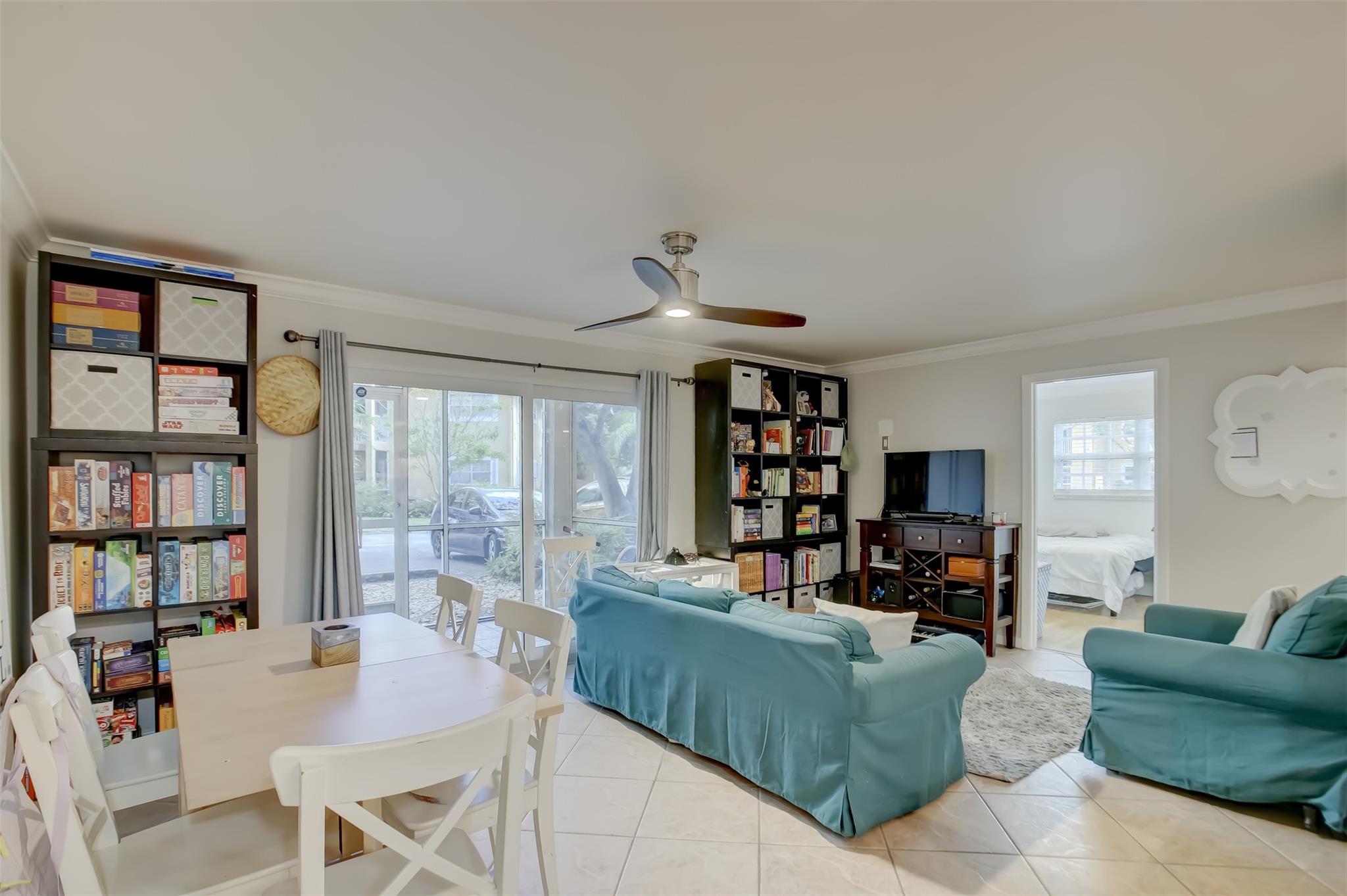 401 SE 10th St Unit: 107