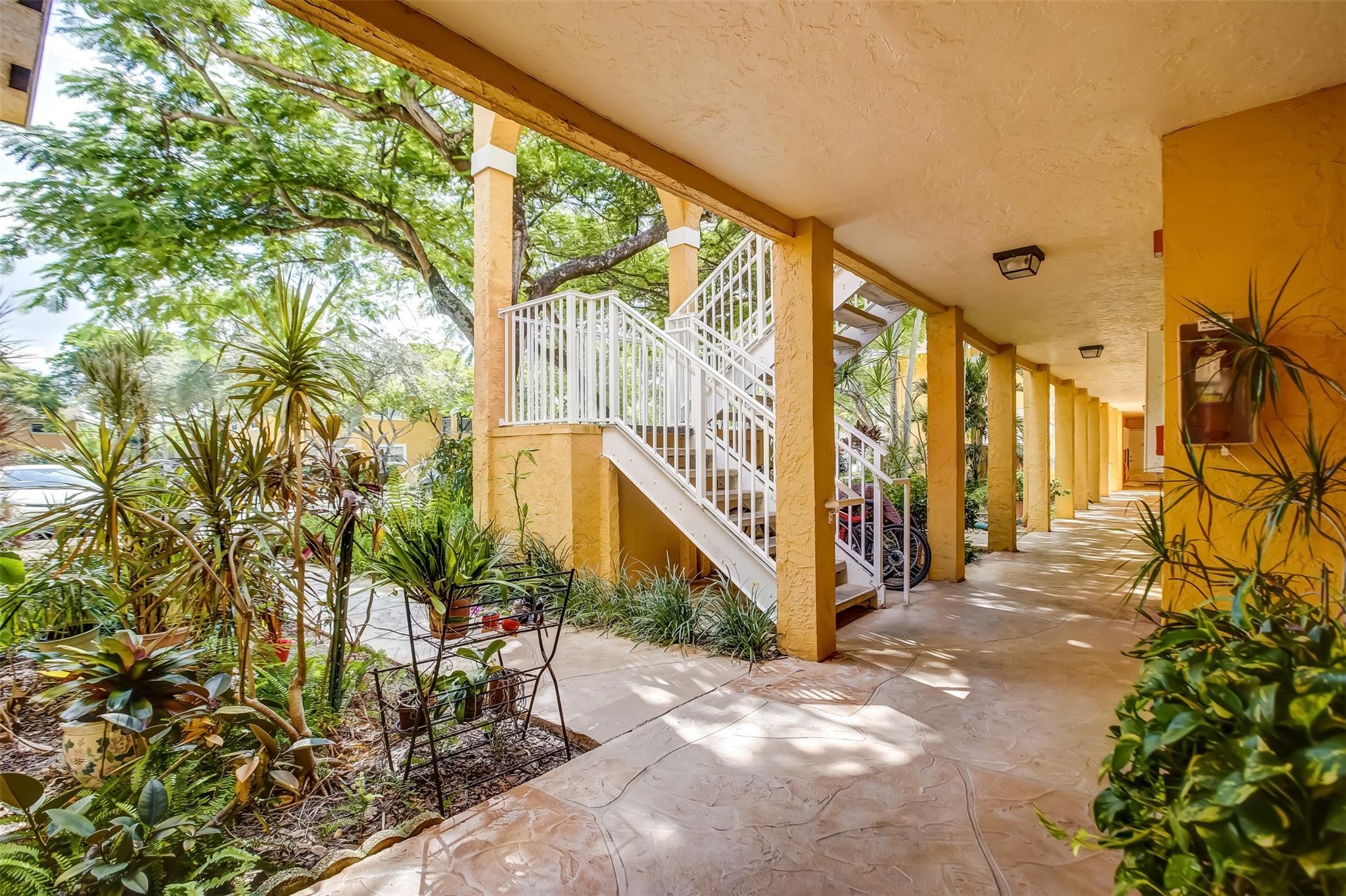 401 SE 10th St Unit: 107
