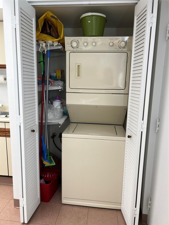 277 N Ocean Boulevard 303, Boca Raton Unit: 303