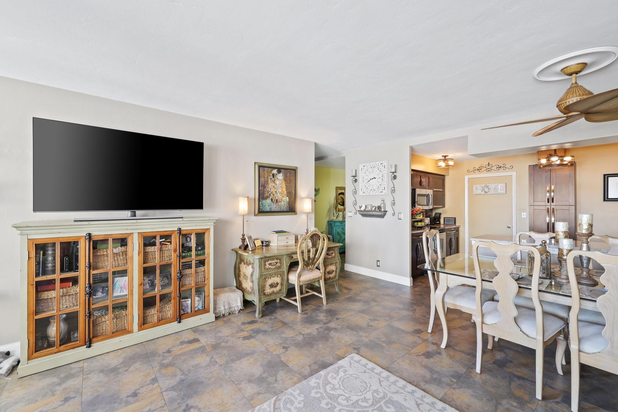 3233 NE 34th St Unit: 1512A